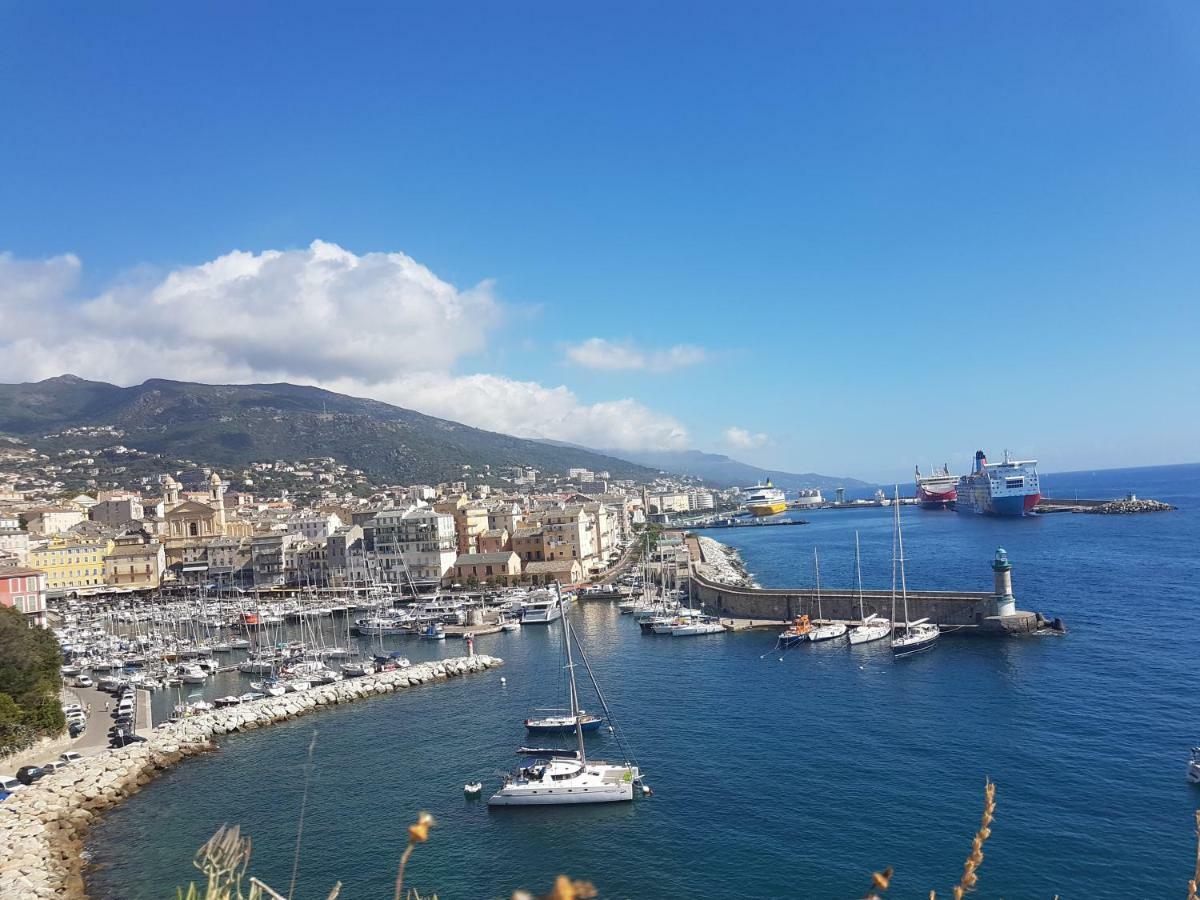Appartement De Charme Citadelle Bastia Бастия Экстерьер фото